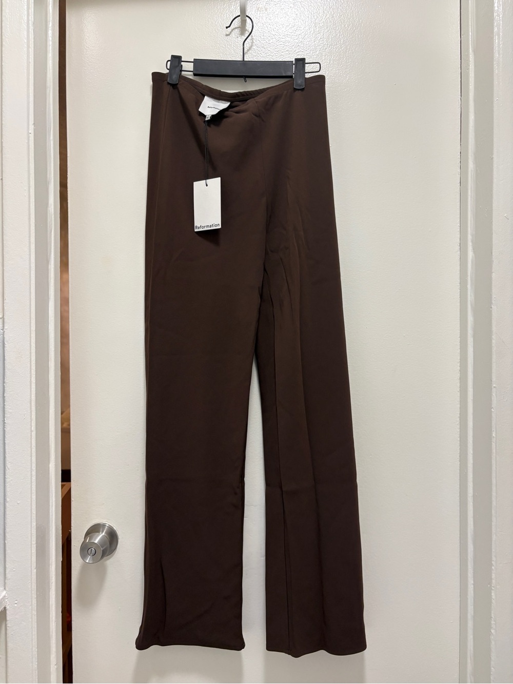NWT REFORMATION Gale Mid Rise Bias Pant in cafe brown - Picture 5 of 7
